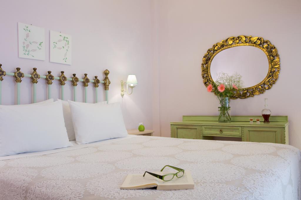 Amalia Apartments Exanthia Habitación foto
